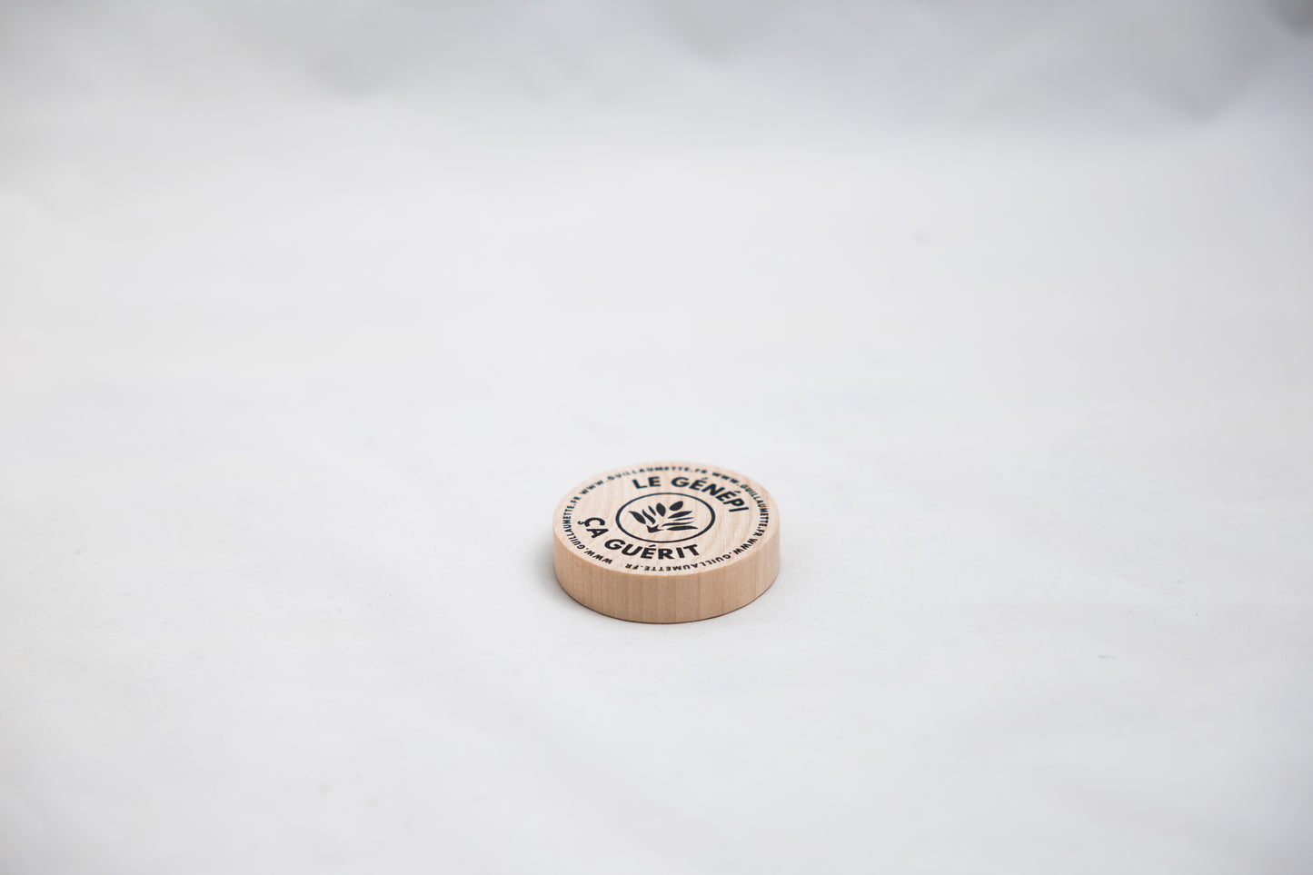 Guillaumette wooden bottle opener