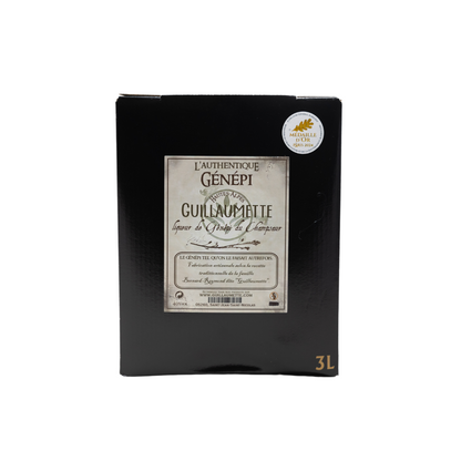 Vue de face du cubi 3 litres de Génépi Authentique Guillaumette, médaille d’or 2024, étiquette rétro beige, 40% vol.